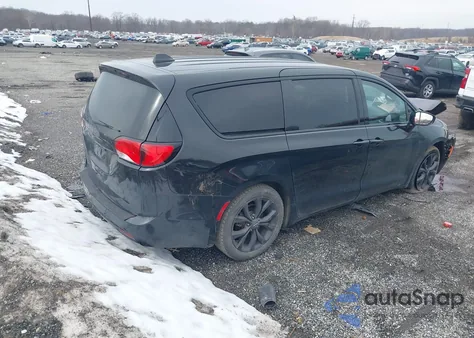 2019 Chrysler Pacifica Touring Plus z USA, uszkodzony, nr VIN 2C4RC1FG0KR507661